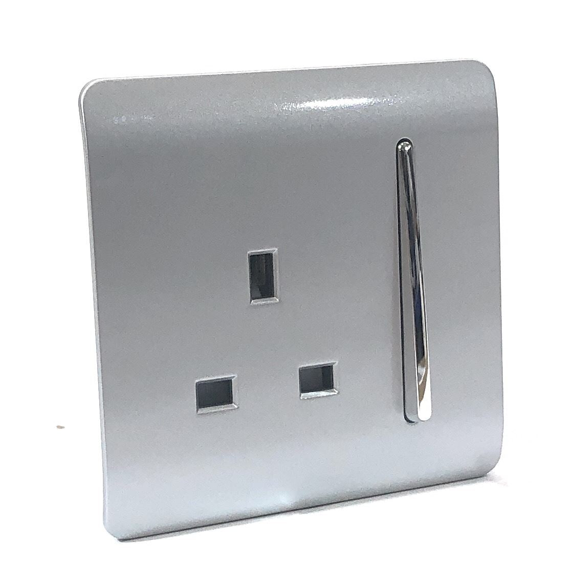 Trendi 1 Gang Artistic Modern 13 Amp Switched Plug Socket Silver ART-SKT13SI