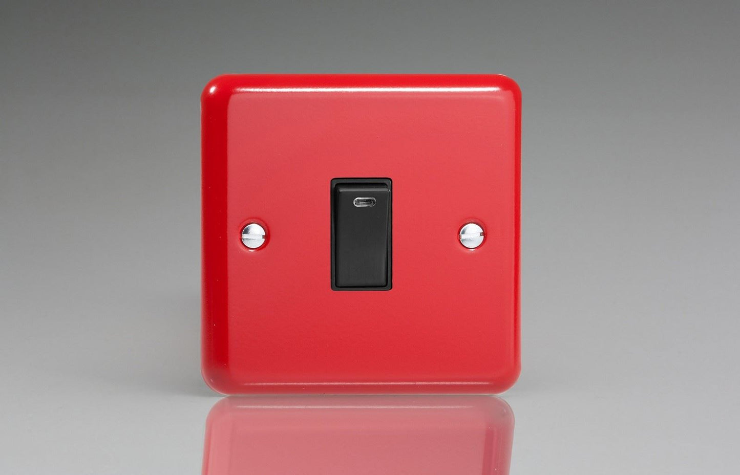 Varilight 1 Gang 1 or 2 Way 20A Heavy Duty Rocker Pillarbox Red with Black Insert - XY20NB.PR