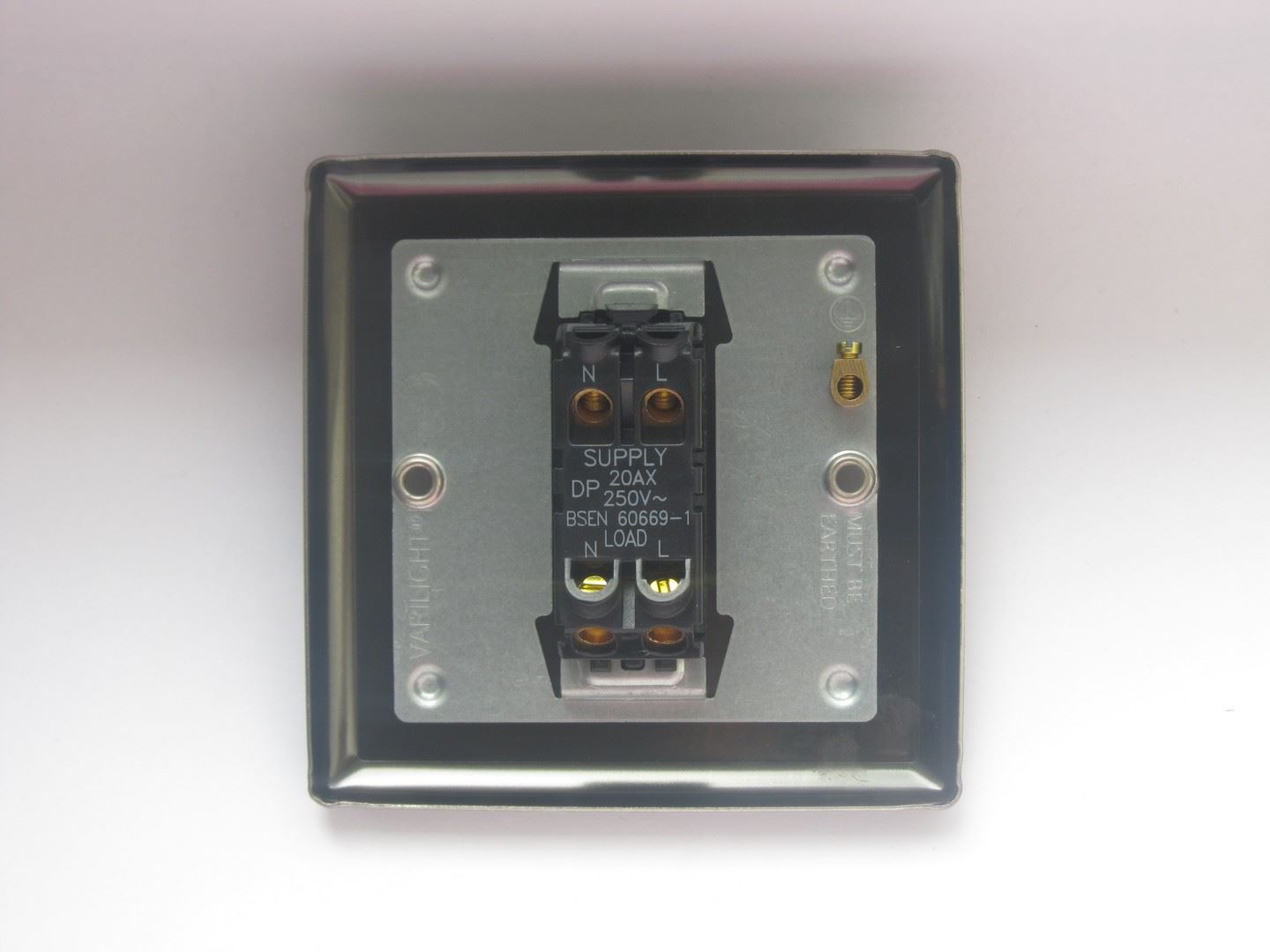 Varilight 1-Gang 20A Double Pole Rocker Switch + Neon Indicator Light in Vogue Matt White w/ Polished Brass