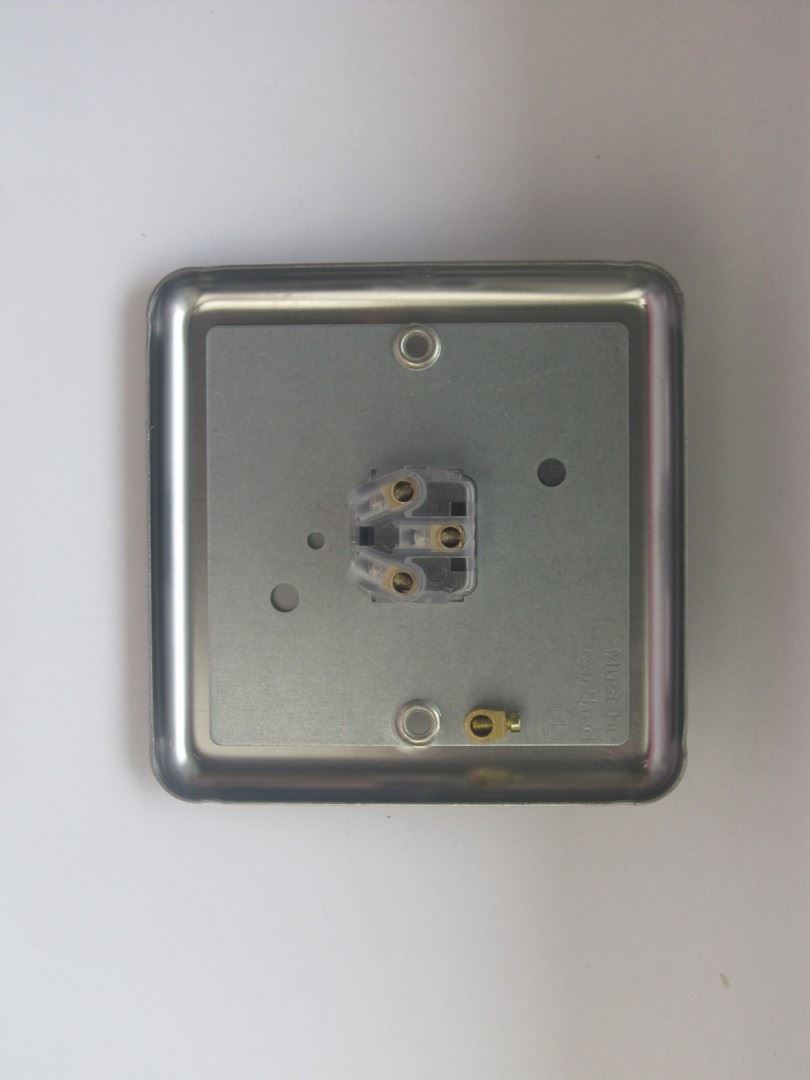 Varilight 1 Gang 6A 1 or 2 Way Push on/off Impulse Switch Matt Chrome XSP1