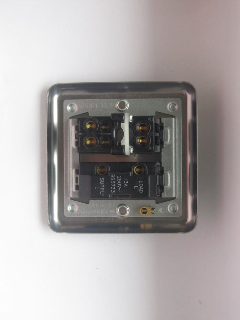 Varilight 13A Unswitched Fused Spur + Flex Outlet Matt Chrome Dec Insert XS6UFOD