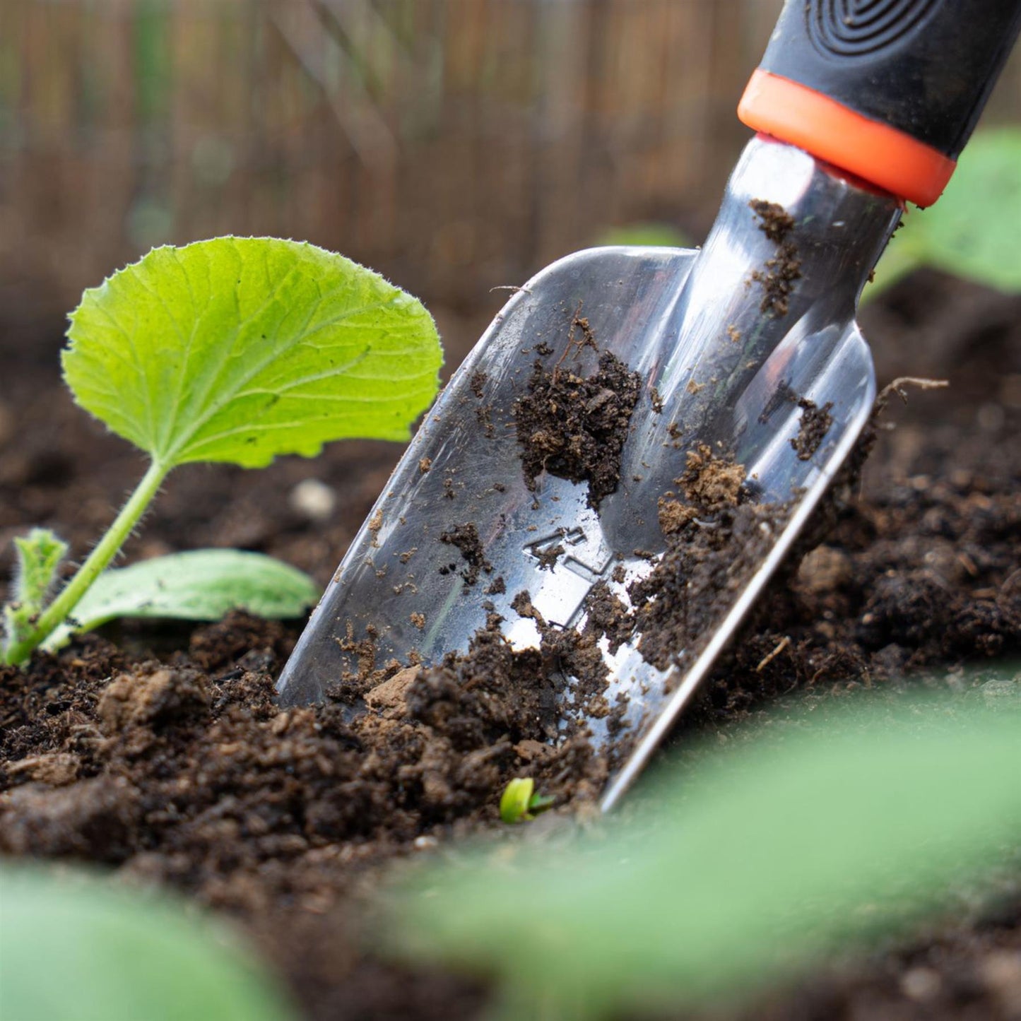 Gardi Black & Orange Premium Aluminium Transplating Trowel