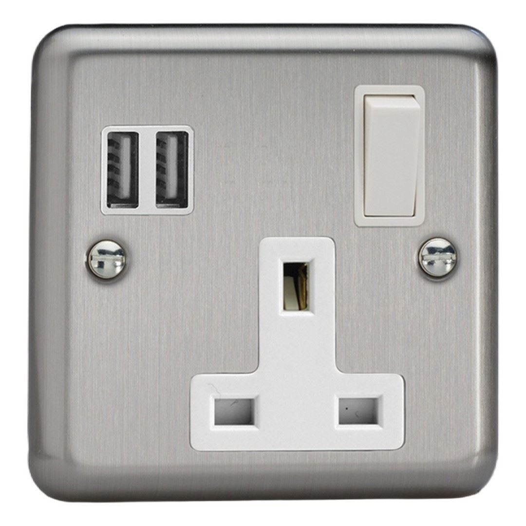 Varilight 1-Gang 13A Single Pole Switched Socket + 2x5V DC 3400mA USB ...