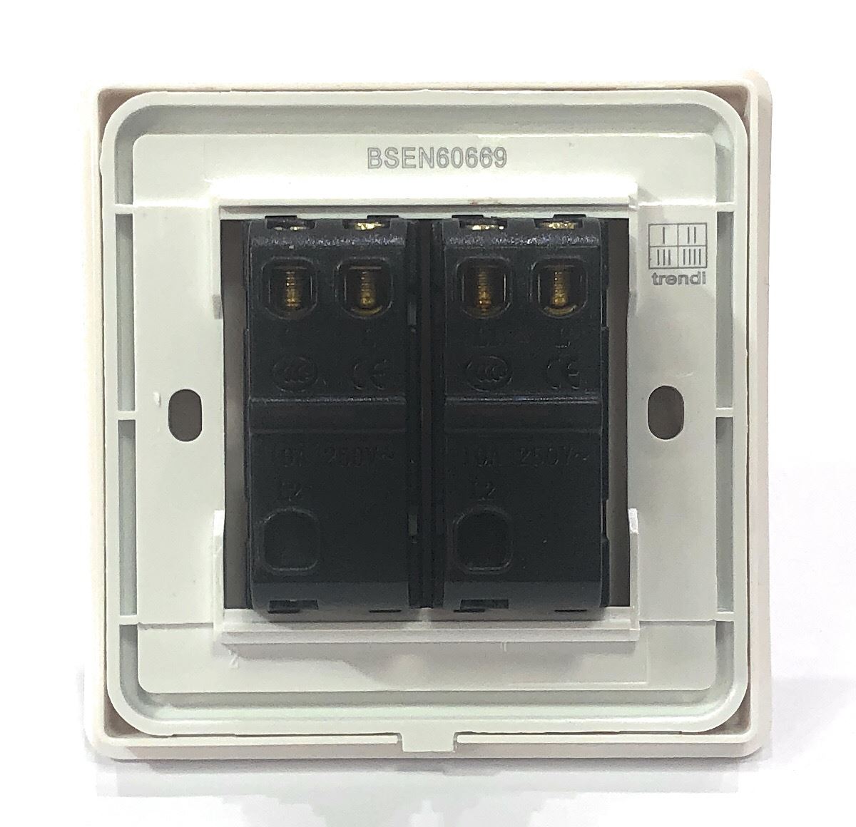 Trendi Switch 2 Gang Retractive Black