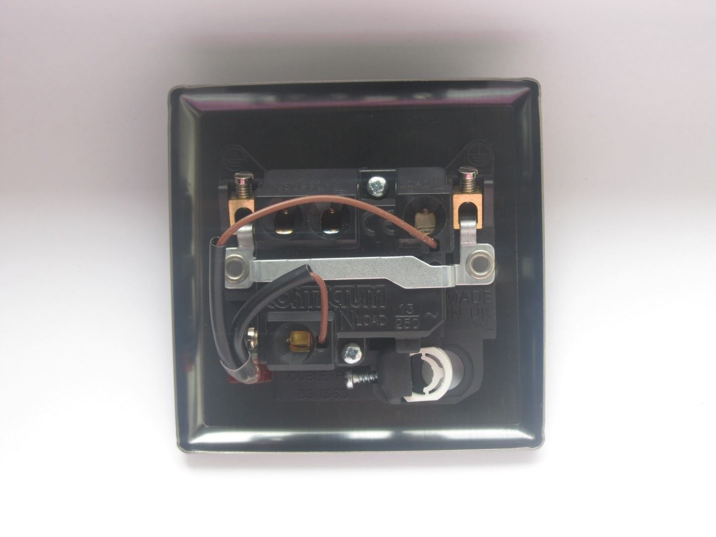 Varilight 13A Switched Fused Spur + Neon + Flex Outlet Iridium Black Black Insert XI6FONB