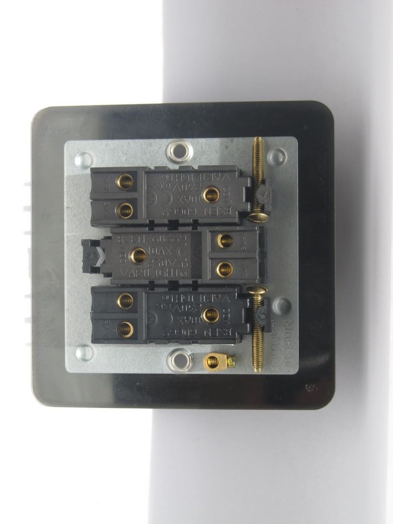 Varilight 3 Gang 10A 1 or 2 Way Dolly Toggle Light Switch Ultra Flat Brushed Brass XFBT3