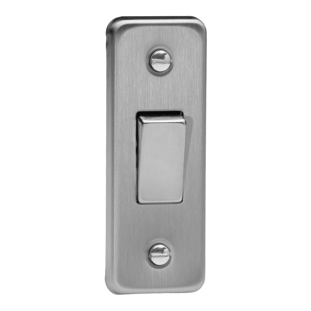 Varilight Classic Decorative 1-Gang 10A 1- or 2-Way Rocker Architrave Switch - Matt Chrome XSA1D
